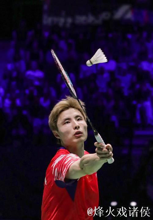 十五运会羽毛球资格赛：石宇奇惊险逆转 郑思维复出首秀获胜